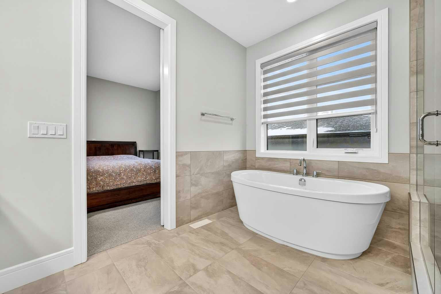 95 Rock Lake View NW, Calgary, AB, T3G 0E9 - 23