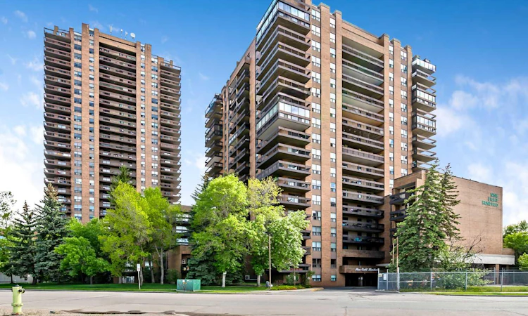 1107-9800 Horton Road SW