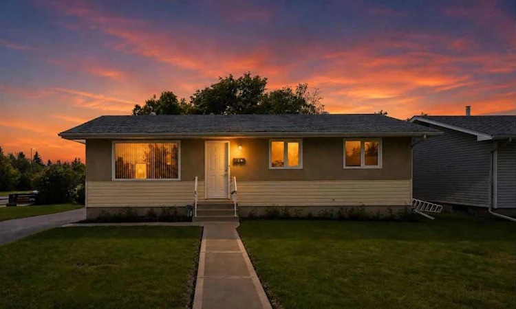 2 Mitchell Avenue