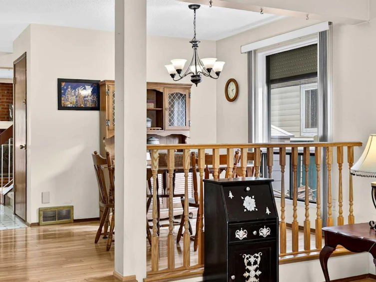 296 Templeton Circle NE, Calgary, AB, T1Y 5R5 - 8