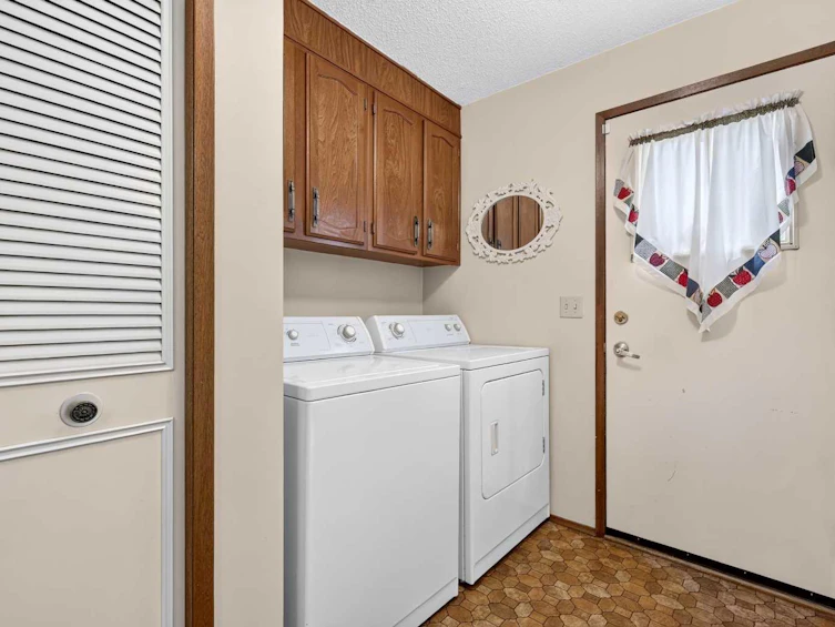 296 Templeton Circle NE, Calgary, AB, T1Y 5R5 - 24