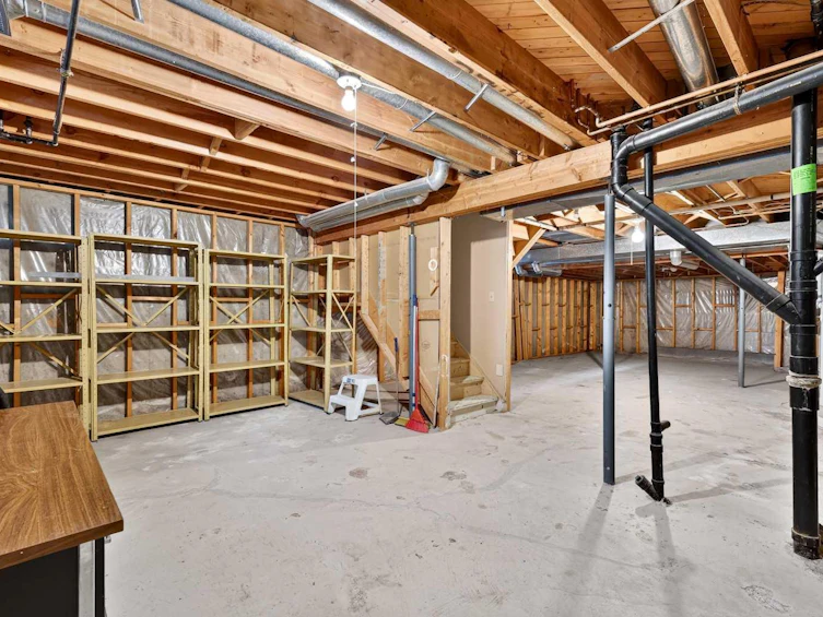 296 Templeton Circle NE, Calgary, AB, T1Y 5R5 - 39