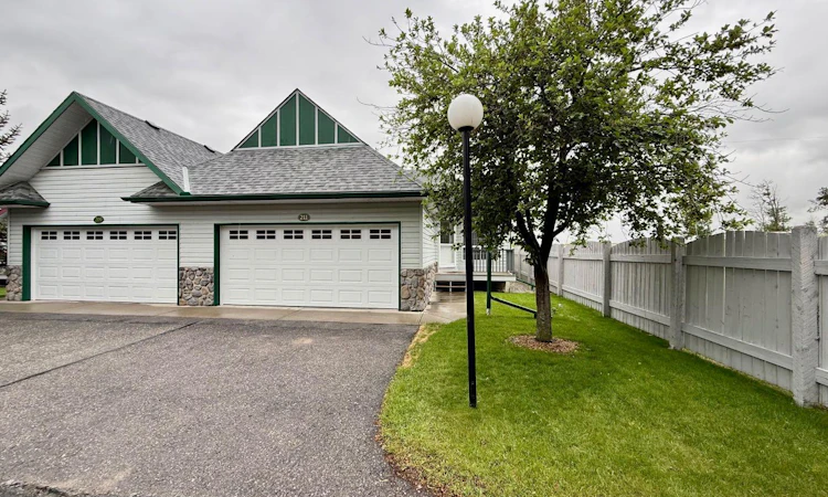 211 Baker Creek Place SW