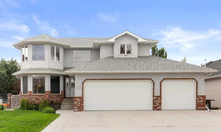 120 Prairie Drive NE