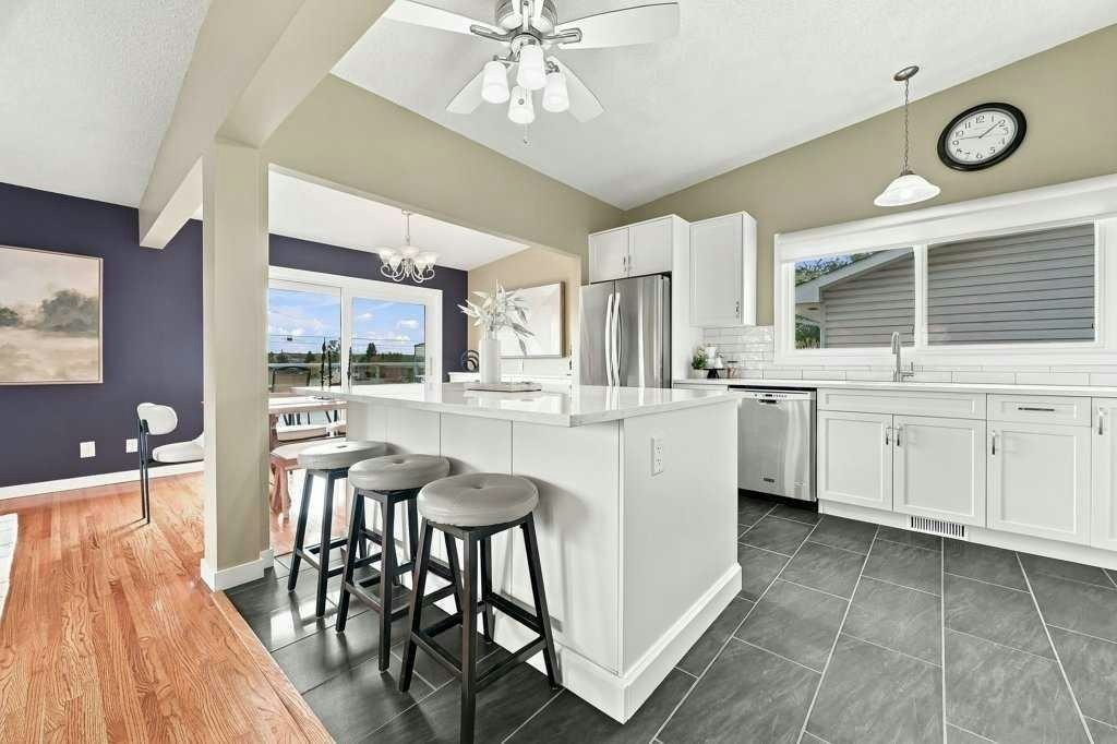 6051 Dalgetty Drive NW, Calgary, AB, T3A 1J4