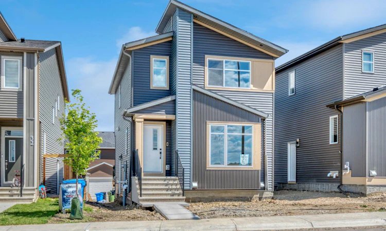 28 Mitchell Way NW