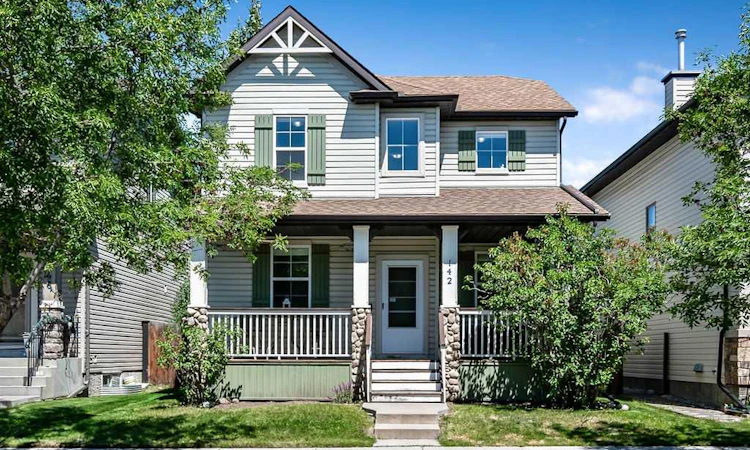 142 Elgin View SE