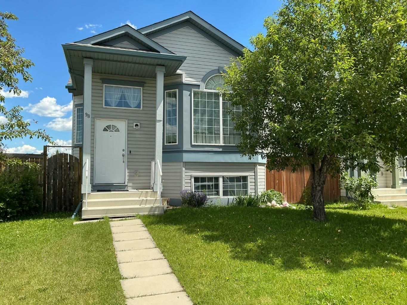 98 Country Hills Heights NW, Calgary, AB, T3K 4Y6