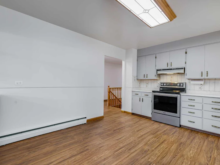 513 Memorial Avenue, Vulcan, AB, T0L 2B0 - 9