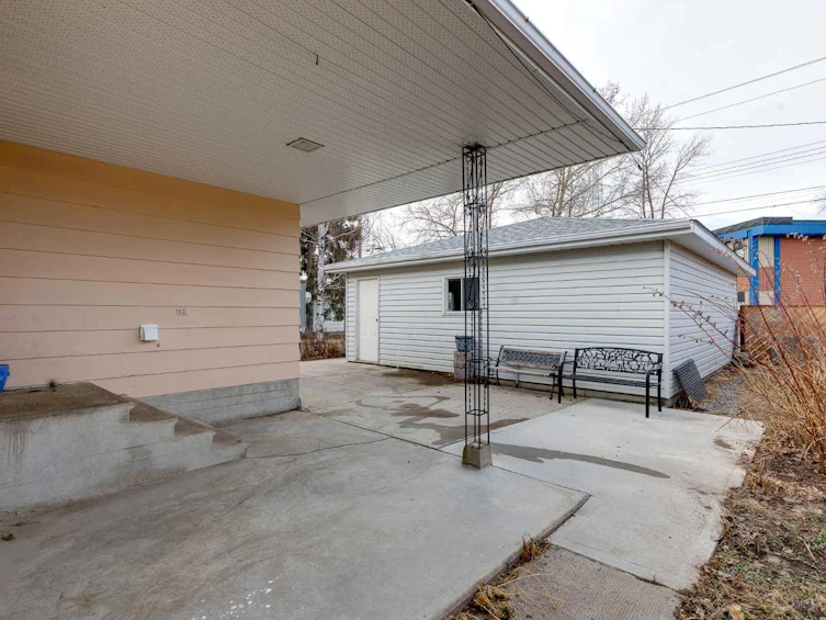 513 Memorial Avenue, Vulcan, AB, T0L 2B0 - 35