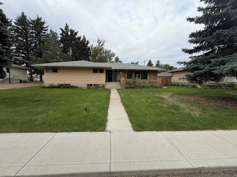513 Memorial Avenue, Vulcan, AB, T0L 2B0 - 37