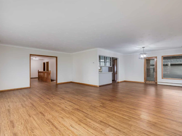 513 Memorial Avenue, Vulcan, AB, T0L 2B0 - 5