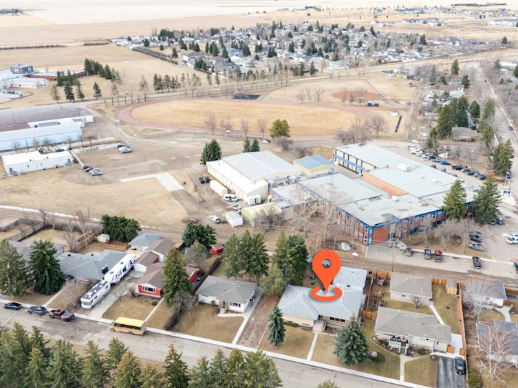 513 Memorial Avenue, Vulcan, AB, T0L 2B0 - 41