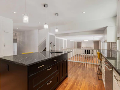 416 Oakhill Place SW - 3