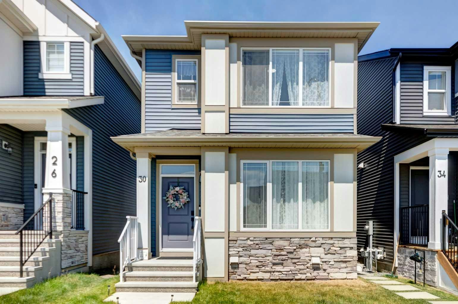 30 Creekside Manor SW, Calgary, AB, T2X 5S2