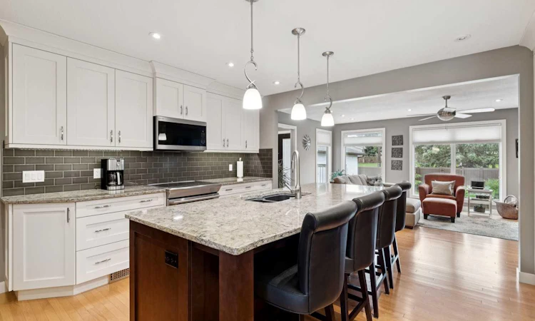 228 Brookgreen Drive SW