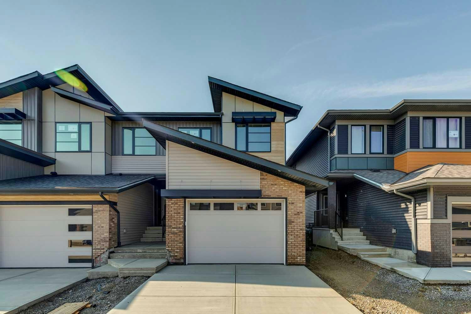 52 Heritage Manor, Cochrane, AB, T4C 0L3