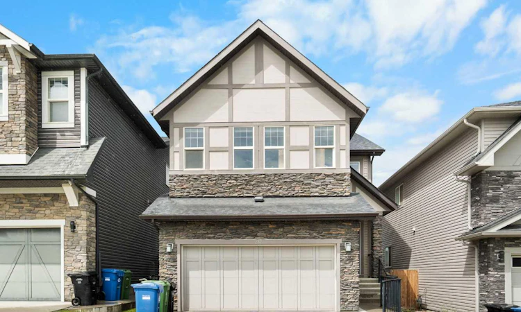 232 Nolancrest Heights NW