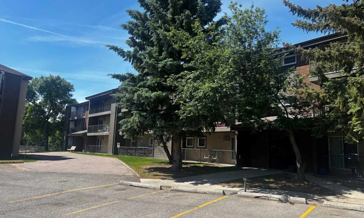 307-440 Columbia Boulevard W