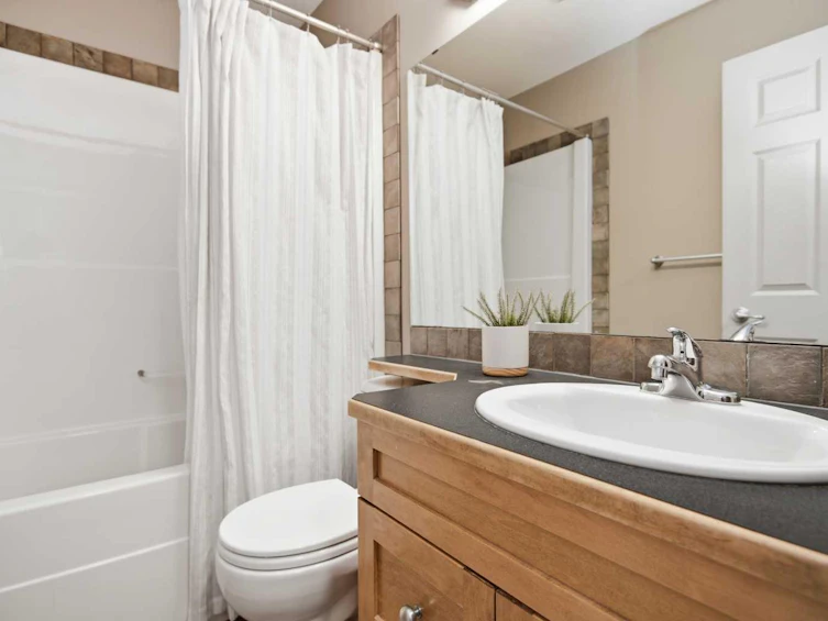 156 Aubrey Close, Red Deer, AB, T4R 3B8 - 20