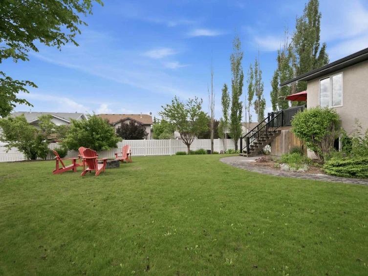 156 Aubrey Close, Red Deer, AB, T4R 3B8 - 4