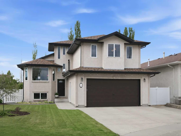 156 Aubrey Close, Red Deer, AB, T4R 3B8