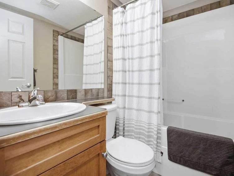 156 Aubrey Close, Red Deer, AB, T4R 3B8 - 43
