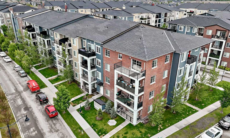 8306-151 Legacy Main Street SE