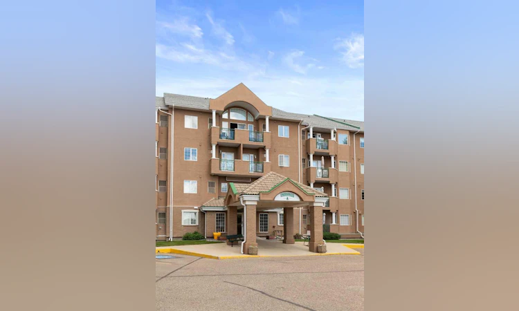 102-278 Park Meadows Drive SE