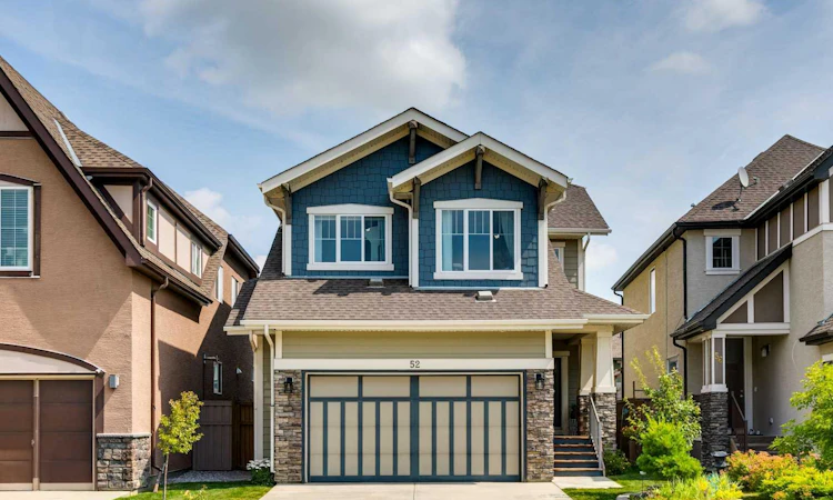 52 Marquis Crescent SE