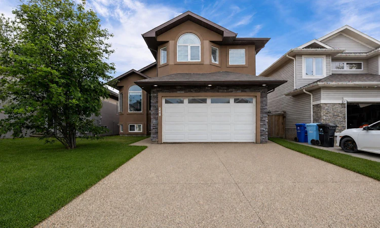 248 Hawthorn Way