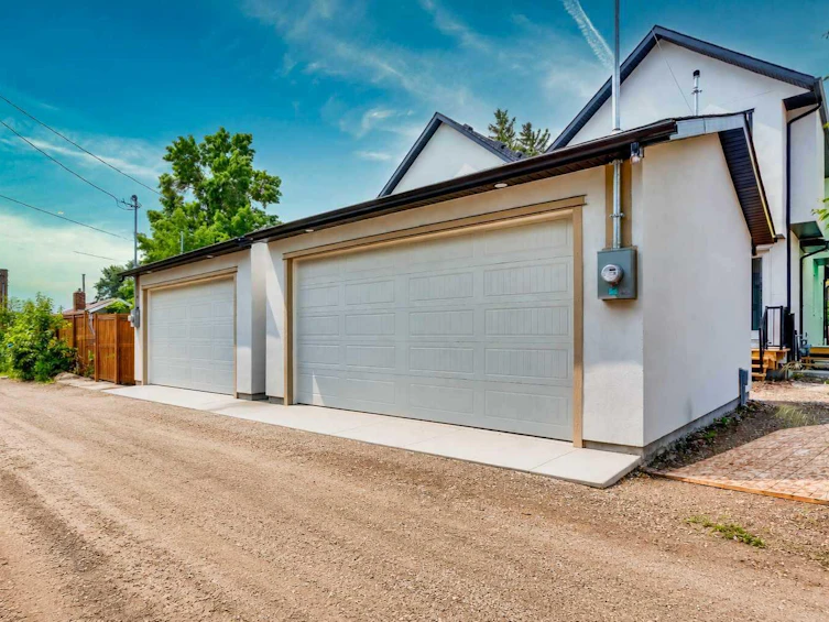 1108 6 Street NE, Calgary, AB, T2E 3Y8 - 34