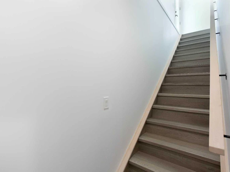 1108 6 Street NE, Calgary, AB, T2E 3Y8 - 26