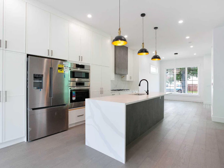 1108 6 Street NE, Calgary, AB, T2E 3Y8 - 7