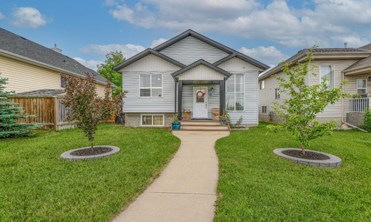 17 Sunrise Close SE