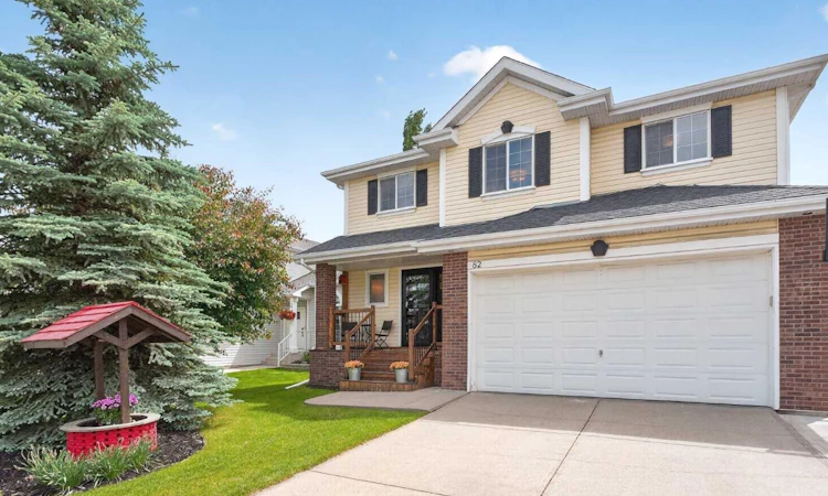 82 Douglasview Circle SE
