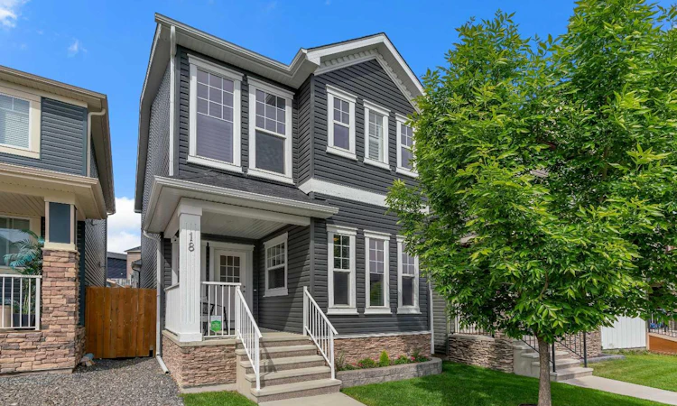 18 Evanscrest Rise NW