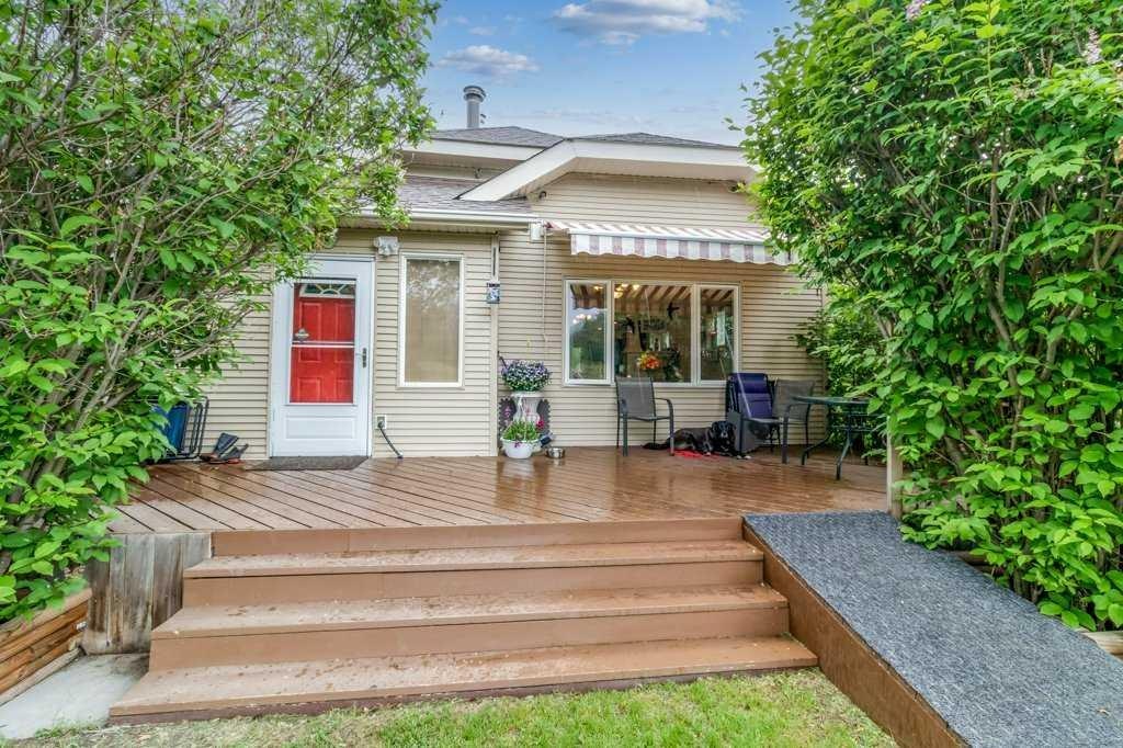 35321 Range Road 242, Red Deer County, AB, T0M 0Y0