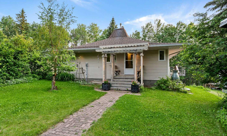 225, 5415 Township Road 594