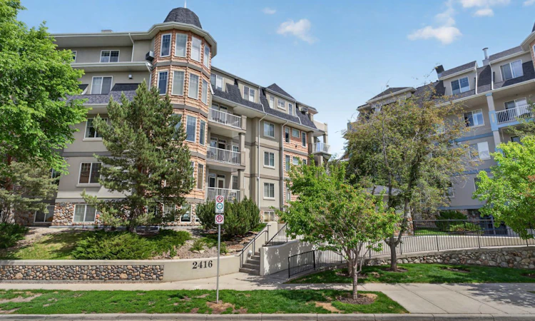 504-2416 Erlton Street SW
