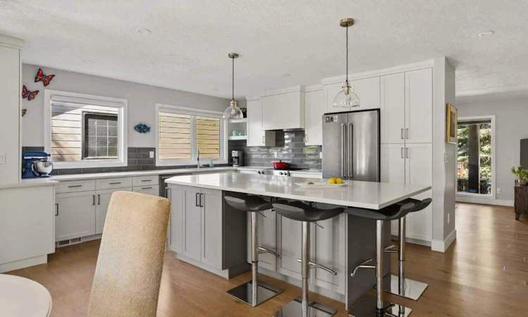 127 Parkglen Crescent SE