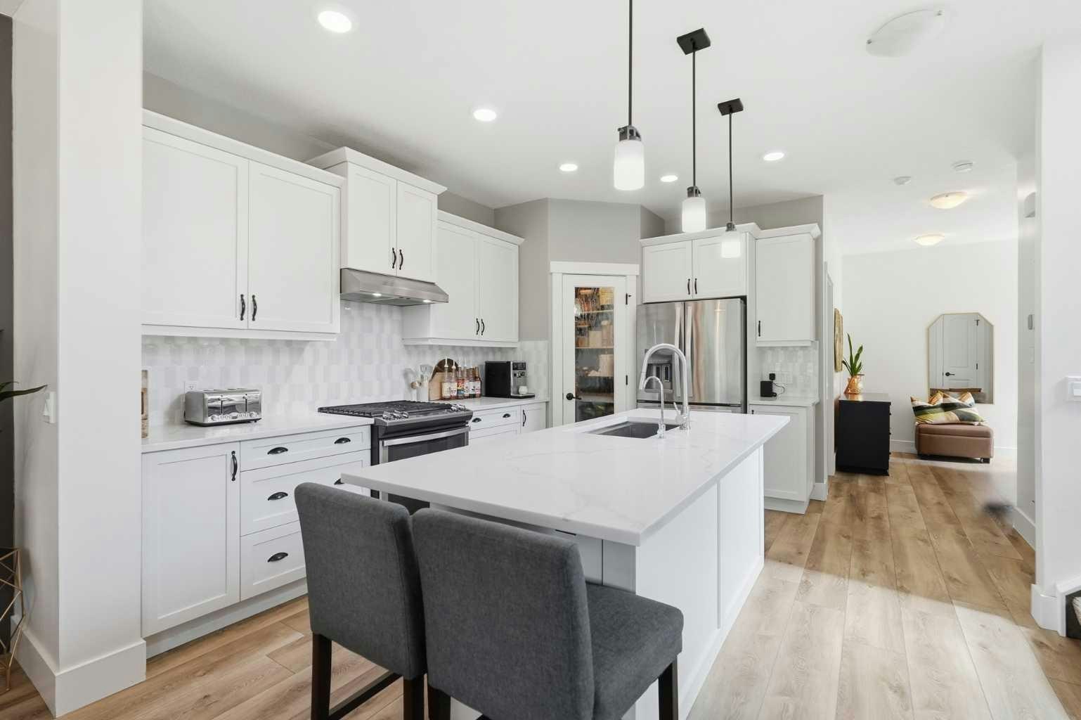 245 Cimarron Vista Way, Okotoks, AB, T1S 1L5