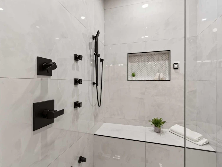 727 15 Street NW, Calgary, AB, T2N 2B3 - 32