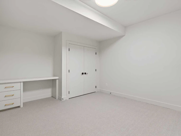 727 15 Street NW, Calgary, AB, T2N 2B3 - 47