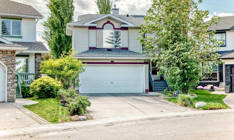 220 Shawbrooke Manor SW
