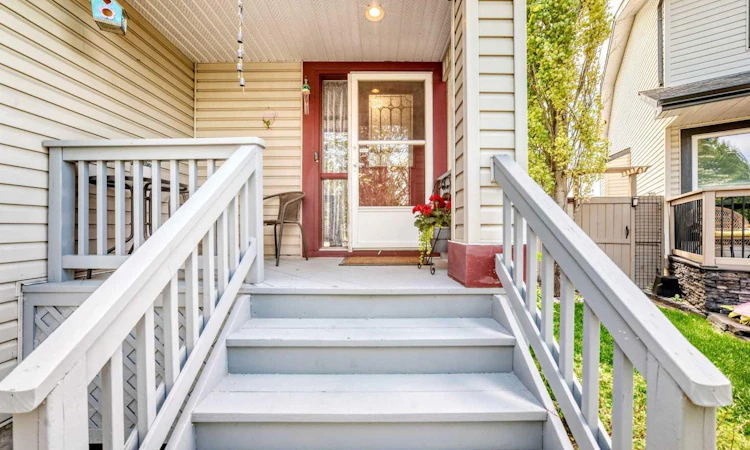220 Shawbrooke Manor SW