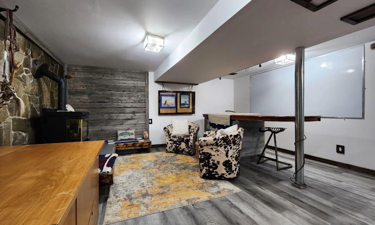5404 5th Street W