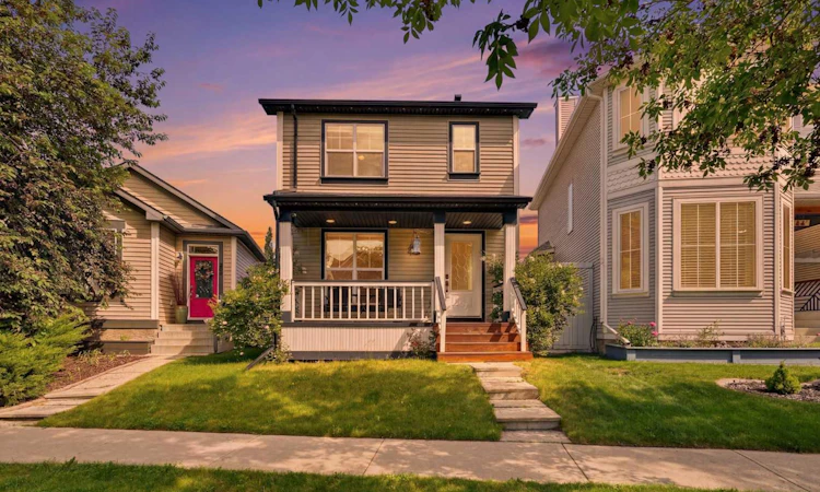 60 Prestwick Heights SE