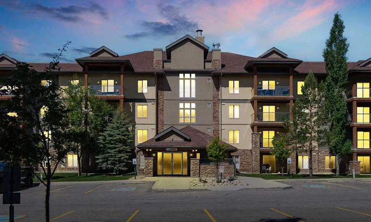3315-92 Crystal Shores Road