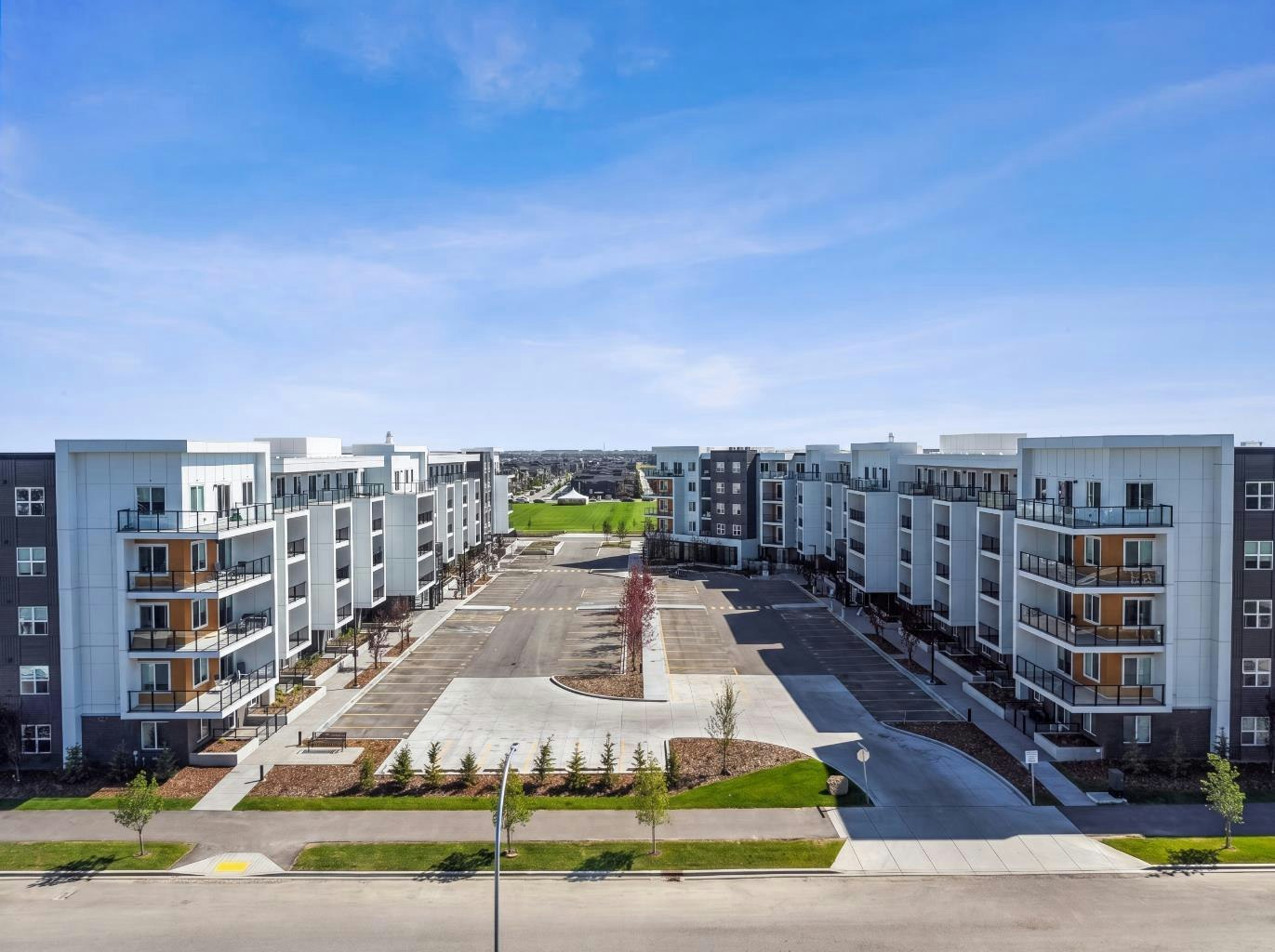 2116-63 Corner Glen Crescent NE, Calgary, AB, T3N 2R6